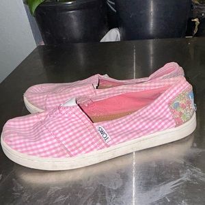Toms little girls size 1.5 pink plaid with floral heel